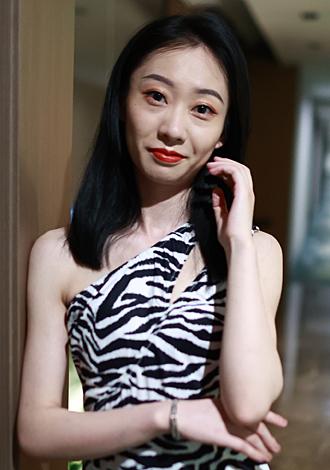 Gorgeous profiles only: Xiaoshan from Taiyuan, member Asian